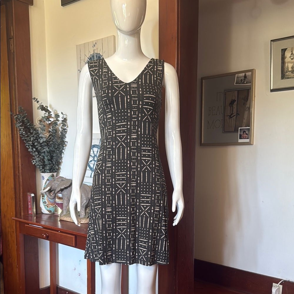 NWT Style&Co size small Geometric Black and Cream Dress